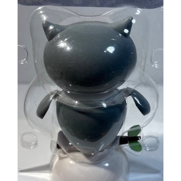 Solar Dancing Owl Figurine Decoration Gray & White Plastic Eyes Open and Close - Picture 3 of 5